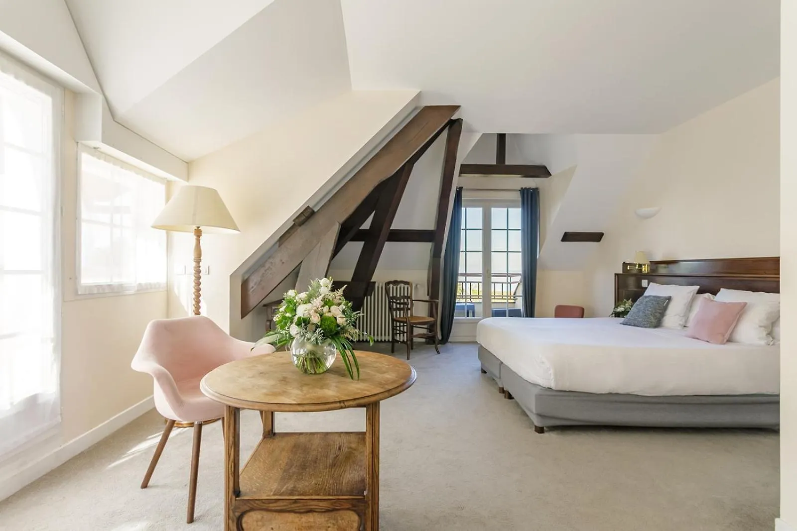 La Verniaz Et Ses Chalets Evian-les-Bains 4*,